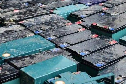 [白城洮北收废旧钴酸锂电池]大量回收旧手机电池-专业回收三元锂电池